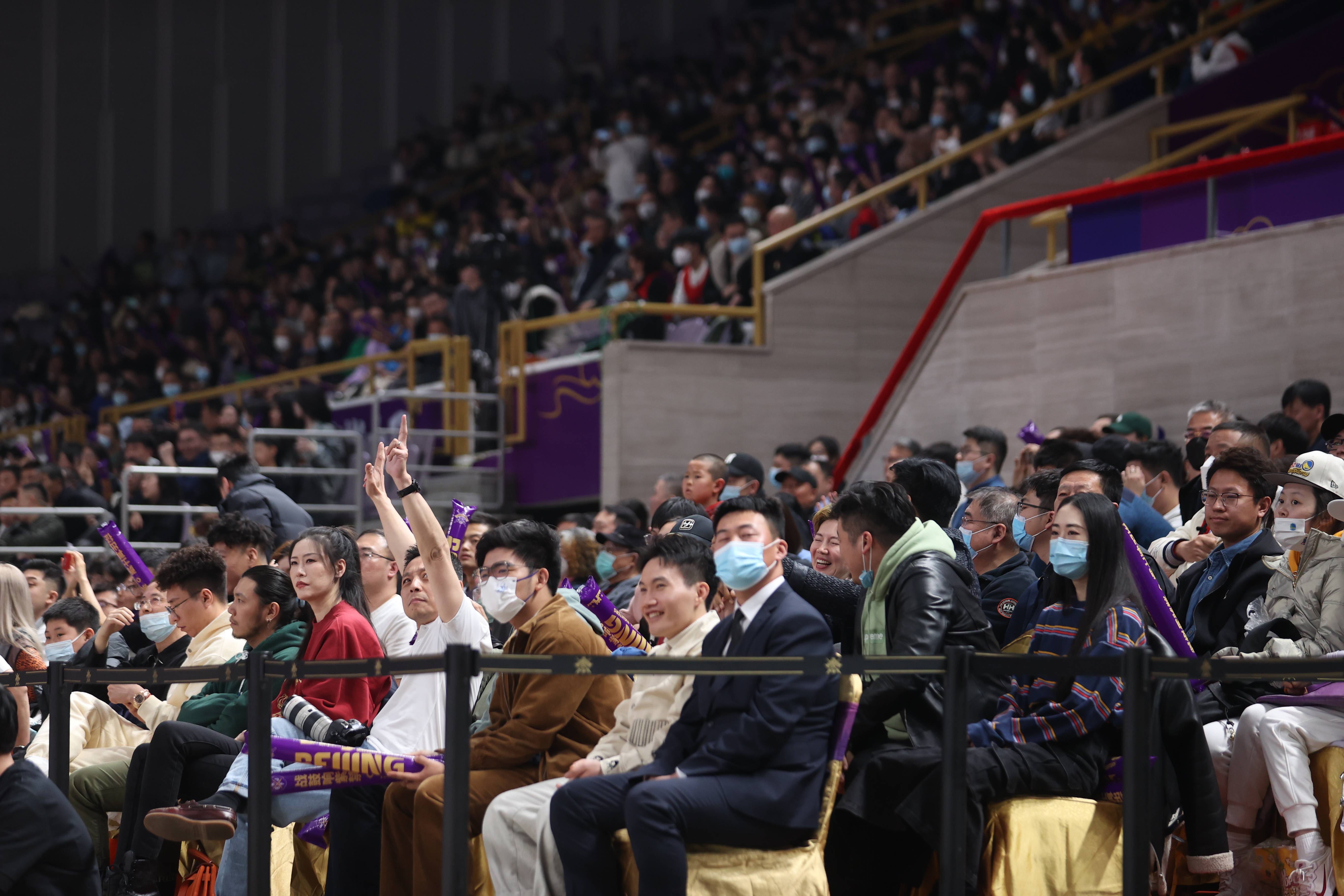  败北首场状态出色，IG观众沸腾！，Ning重返赛场热度持续攀升