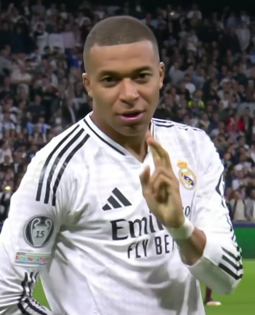 姆巴佩在切尔西比赛中突破纪录,挺进下一轮引发热议!的简单介绍 姆巴佩在切尔西比赛中突破纪录,挺进下一轮引发热议!的简单介绍