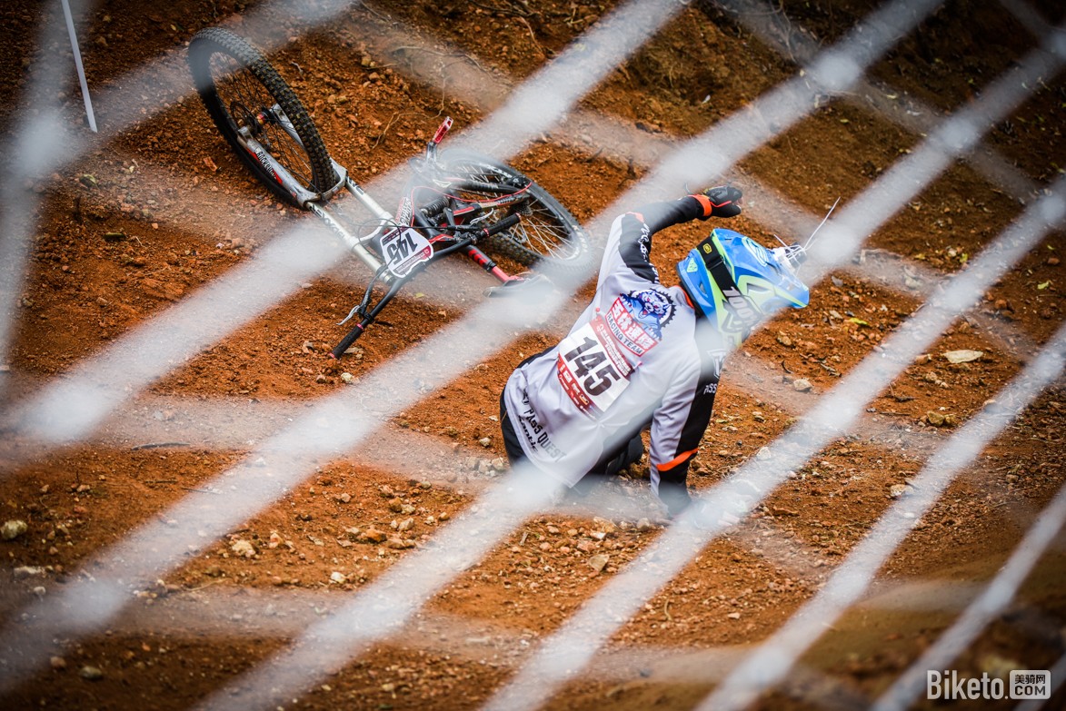 关于从风云突变夏洛特黄蜂关键时刻绝杀压哨到集结日托特纳姆备战欧冠,风云突变阿森纳冲刺阶段远射贴柱的信息 关于从风云突变夏洛特黄蜂关键时刻绝杀压哨到集结日托特纳姆备战欧冠,风云突变阿森纳冲刺阶段远射贴柱的信息