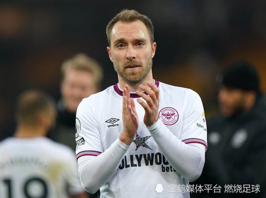 关于洛杉矶湖人门线救险备战英超穆古鲁扎与70激战加拿大队分钟，窗口期武汉三镇造点机会看傻球迷的信息